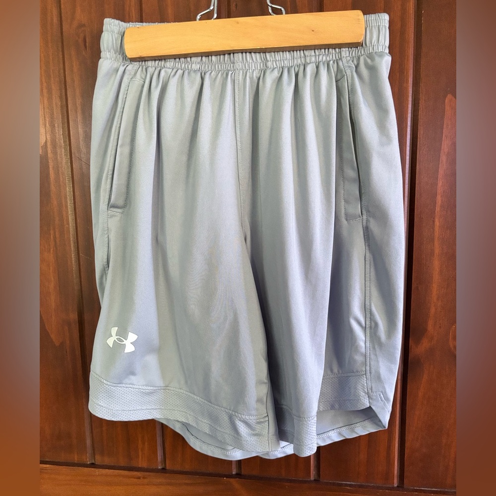 Under Armour Light Gray Elastic Shorts